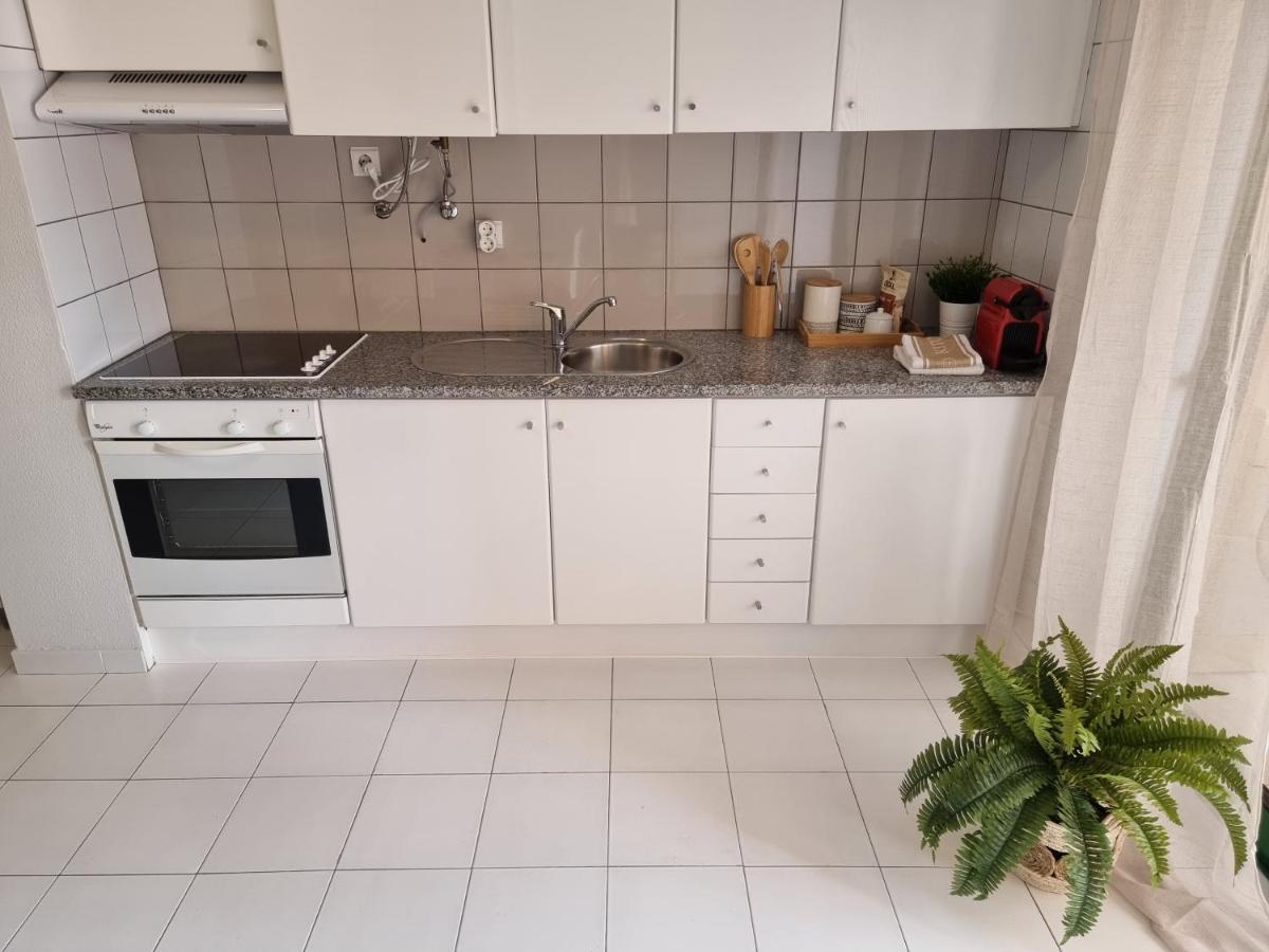 Apartamento Encantador Com Piscina Aquecida Portimao Exterior photo