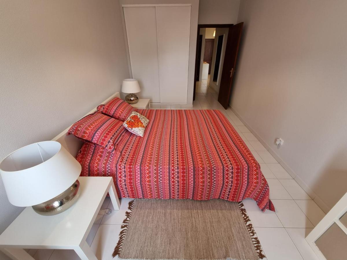 Apartamento Encantador Com Piscina Aquecida Portimao Exterior photo