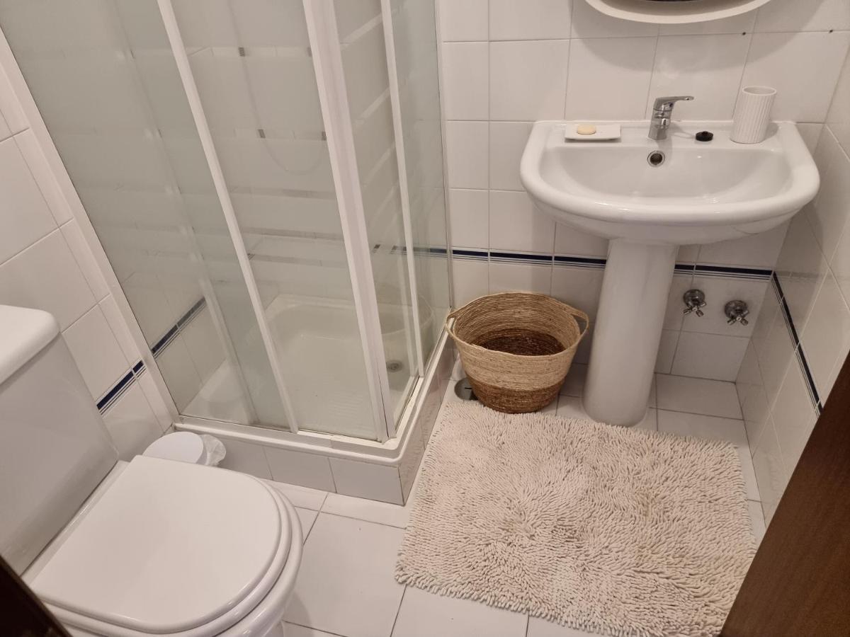 Apartamento Encantador Com Piscina Aquecida Portimao Exterior photo