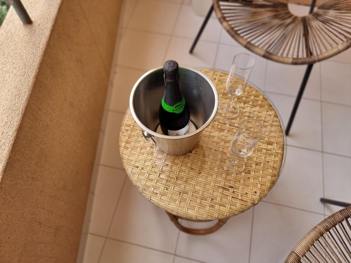 Apartamento Encantador Com Piscina Aquecida Portimao Exterior photo